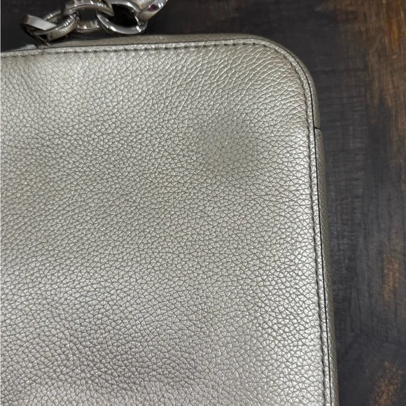 Kate Spade Larchmont Avenue Camera Bag with wallet and Coin holder Keychain - Picture 11 of 13